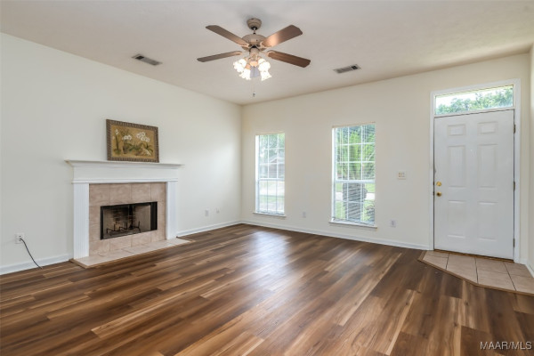 422 RIVER OAKS Drive