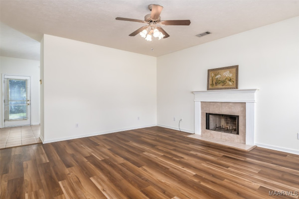 422 RIVER OAKS Drive