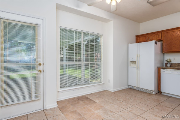 422 RIVER OAKS Drive