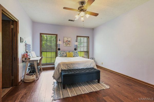 4015 SNOWDOUN CHAMBERS Road