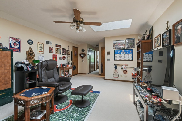 4015 SNOWDOUN CHAMBERS Road