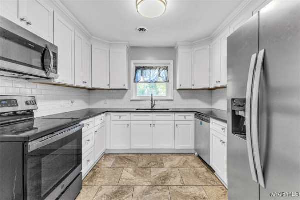 3001 Pelzer Avenue