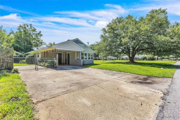 3001 Pelzer Avenue