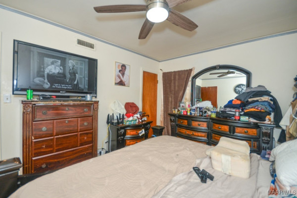 1037 Lynwood Drive