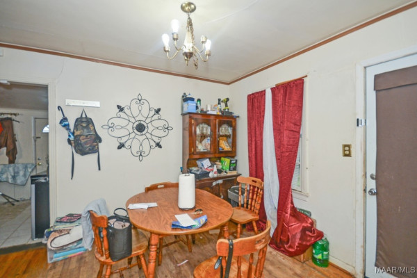 1037 Lynwood Drive
