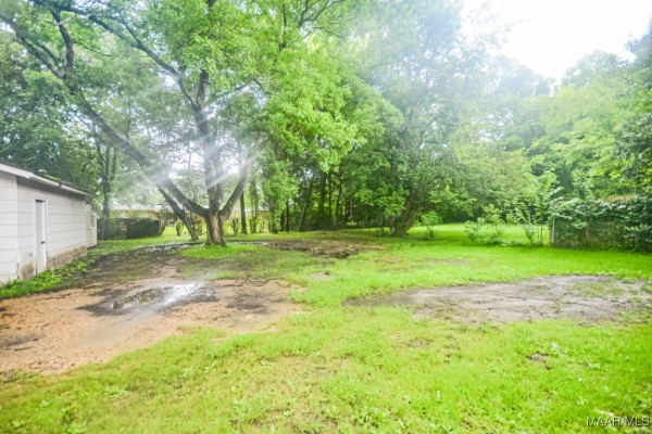 1037 Lynwood Drive