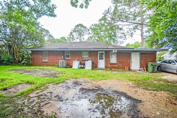 1037 Lynwood Drive