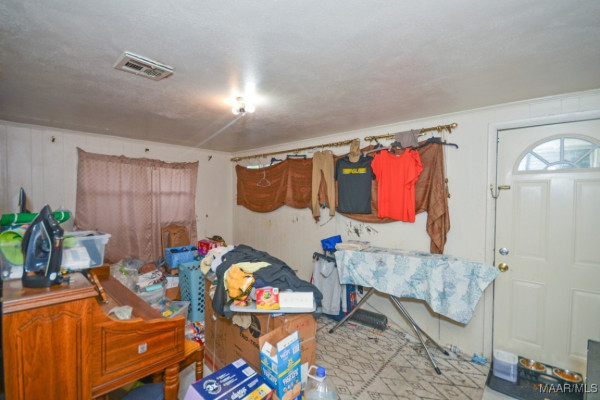 1037 Lynwood Drive