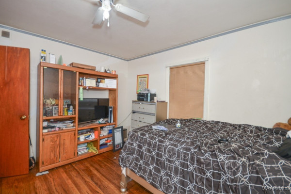 1037 Lynwood Drive