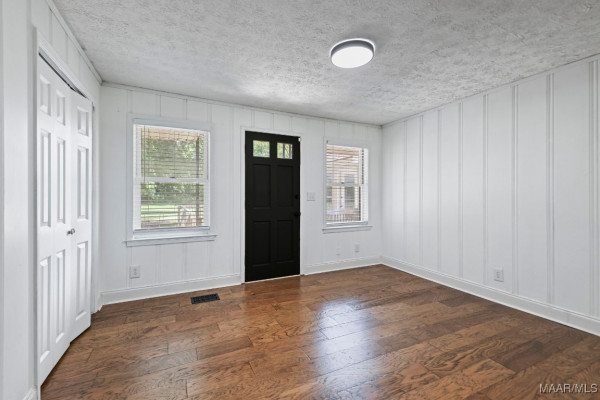 201 Greencrest Lane