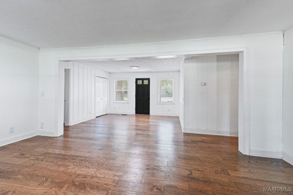 201 Greencrest Lane