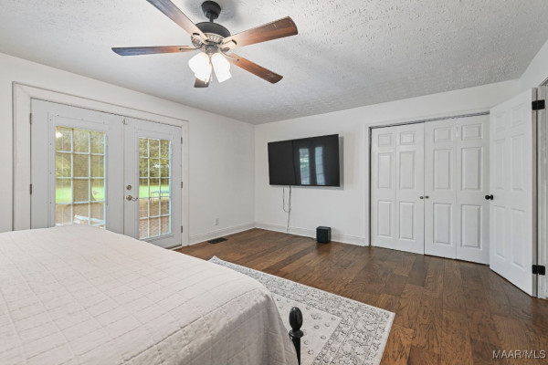 201 Greencrest Lane
