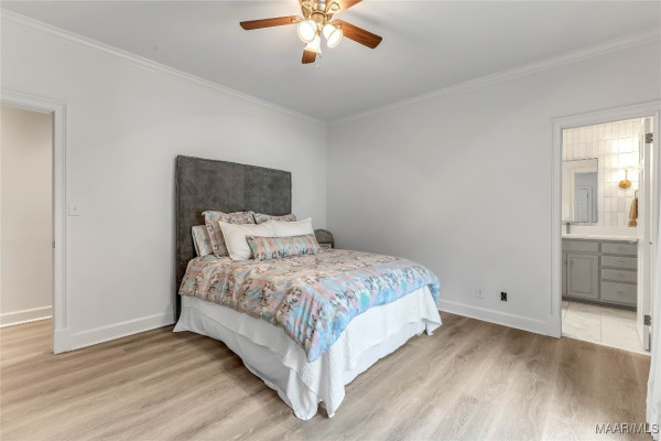 8360 Longneedle Drive