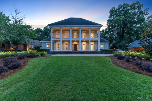 8360 Longneedle Drive