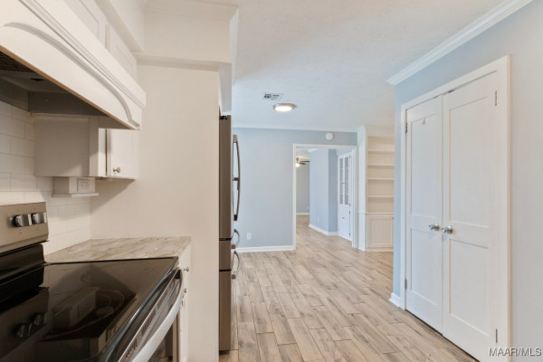 3913 Marie Cook Drive