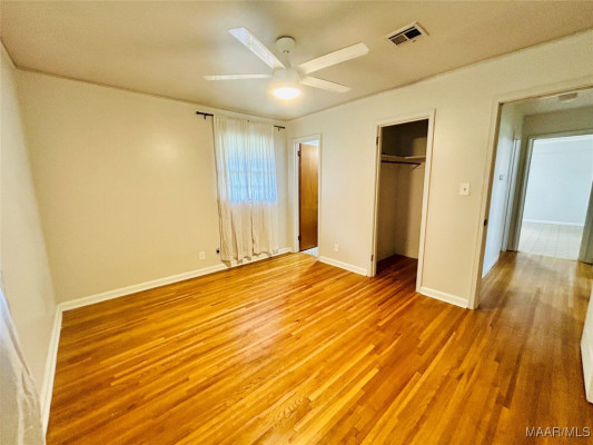 305 Daphne Lane