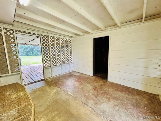 305 Daphne Lane