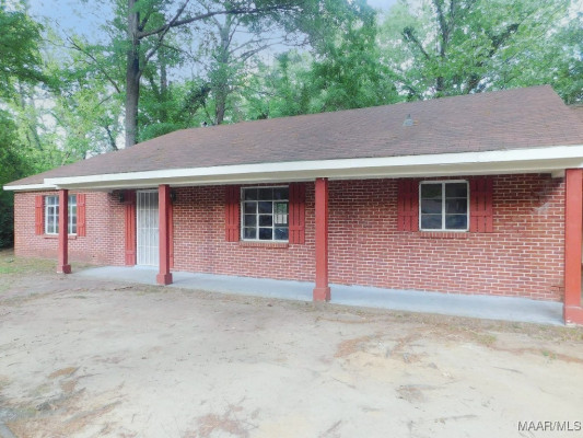 3659 Cloverdale Road