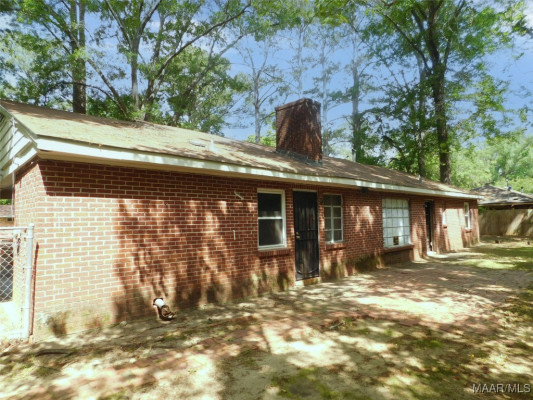 3659 Cloverdale Road