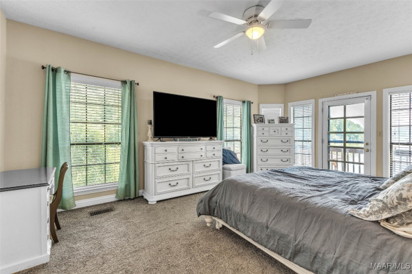 215 Hickory Road