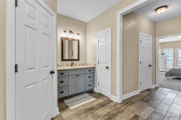 215 Hickory Road