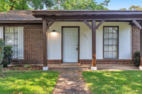 5821 Hyde Park Drive
