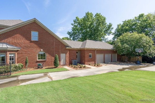 2441 Gunster Road
