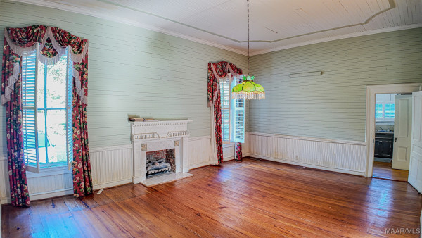 5654 Highway 94 Road