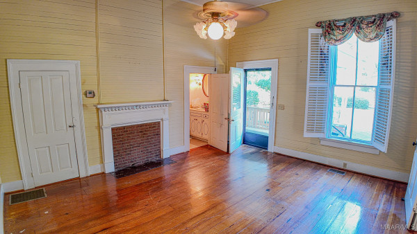 5654 Highway 94 Road