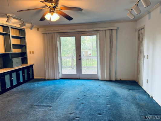 3527 Mayfair Road