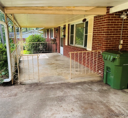 3527 Mayfair Road