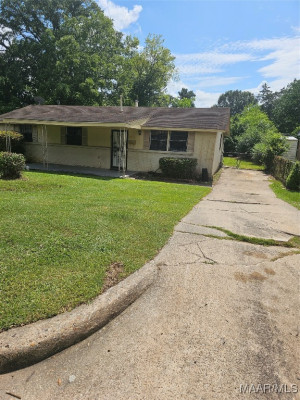 4016 BERWICK Drive