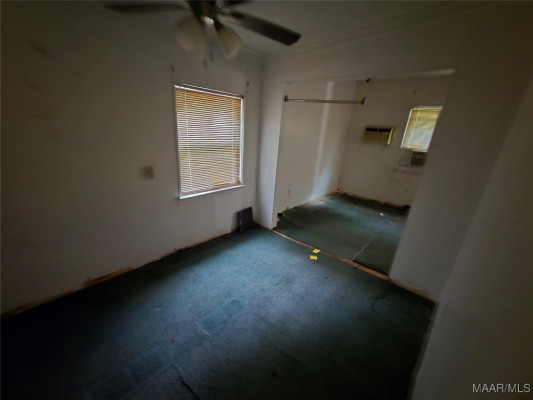 218 Long Street