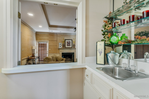 203 EVERGREEN Street