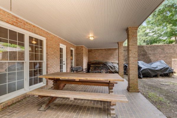 203 EVERGREEN Street