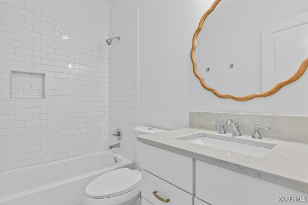 5030 Lower James Street