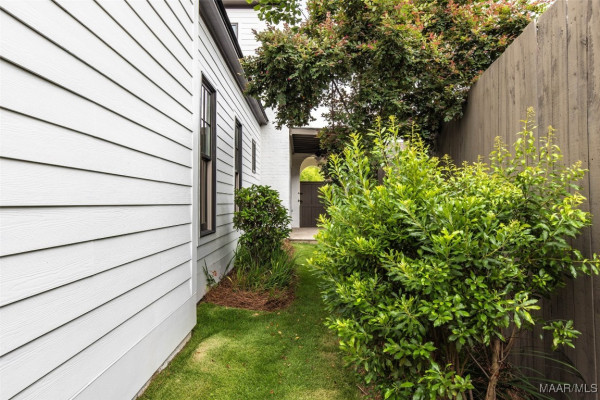 5030 Lower James Street