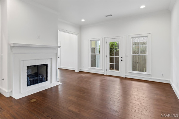 5030 Lower James Street