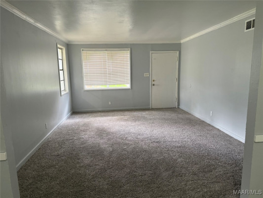 3555 BERKLEY Drive