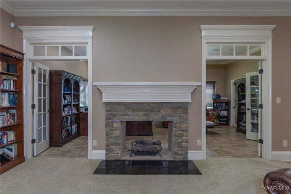 6224 HUNTERS Grove