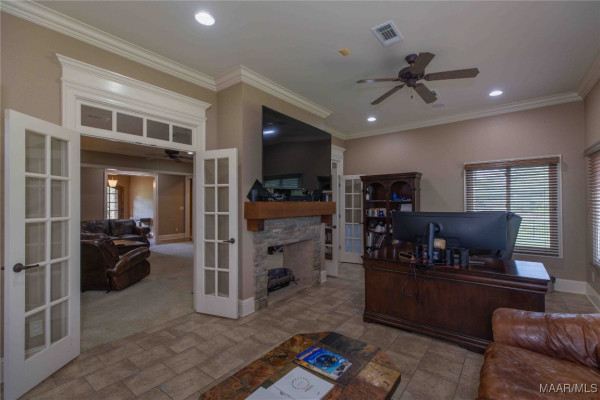 6224 HUNTERS Grove