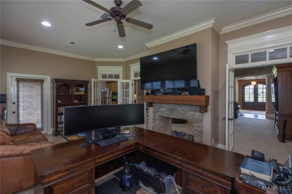 6224 HUNTERS Grove