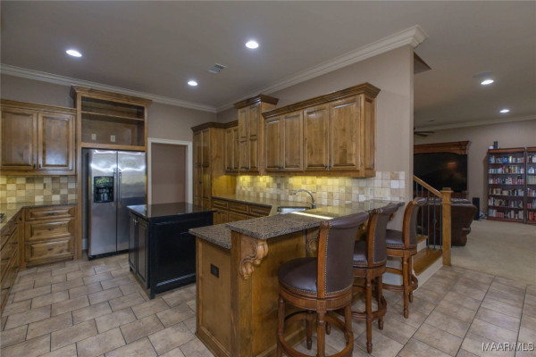 6224 HUNTERS Grove