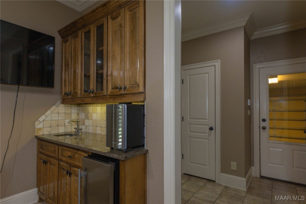 6224 HUNTERS Grove