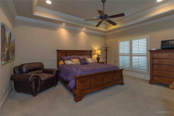 6224 HUNTERS Grove