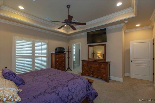 6224 HUNTERS Grove