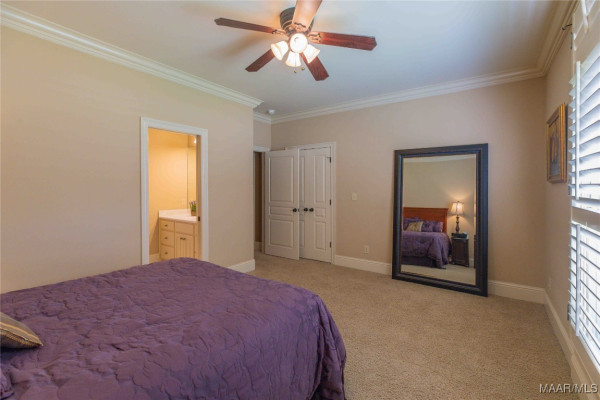 6224 HUNTERS Grove