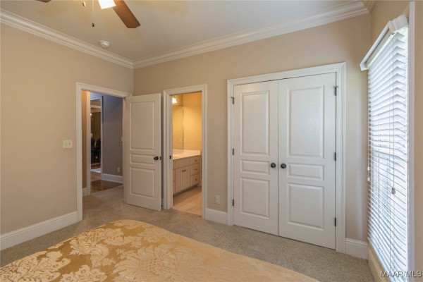 6224 HUNTERS Grove