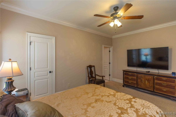 6224 HUNTERS Grove