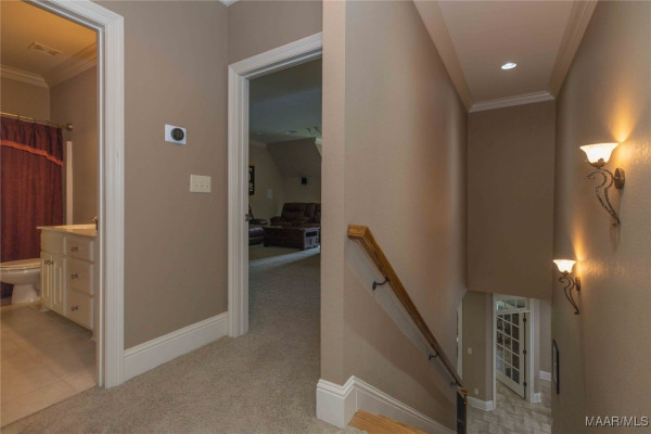 6224 HUNTERS Grove